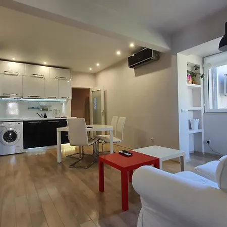 Apartment Super Central Lovely And Clean