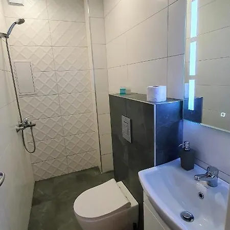 Super Central Lovely And Clean Apartment Burgas